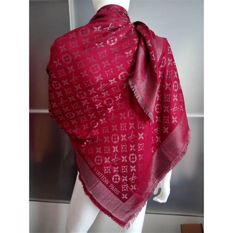 louis vuitton shawl heren|Louis Vuitton silk scarf women's.